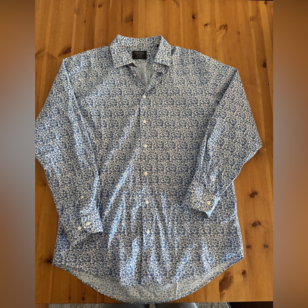 Nordstrom Blue and White floral Patterned button up Shirt